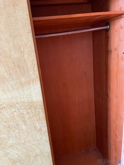 Šatní skříně z masivu - 3