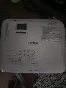 Projektor Epson - 3