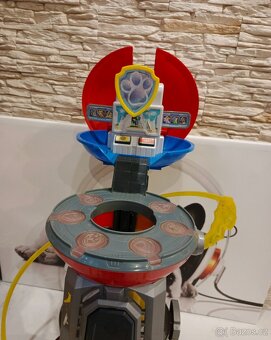 Věž tlapková patrola - 3