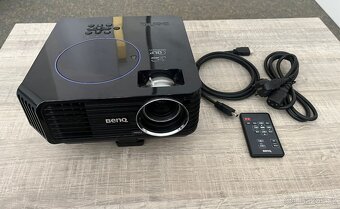 Projektor Benq MP623 - 3