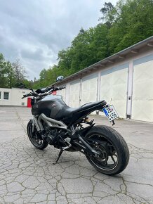 Yamaha MT09 - 3