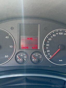 VW Golf V 1.9 TDI r. 2007 – na opravu nebo na náhradní díly - 3