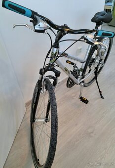 Stříbrné dámské trekingové kolo 28" – rám VELAMOS - 3