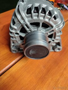 Alternator av6n-10300-md - 3