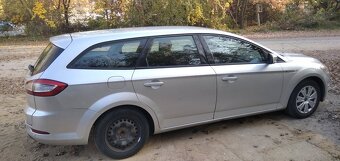 Ford Mondeo 2011 - 3
