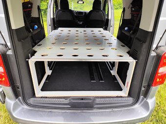 Spací vestavba pro VW T5, T6.1 - 3