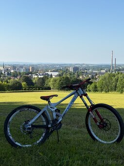 Mondraker summum pro team - 3
