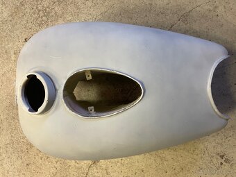 Jawa Pérák nádrž - 3