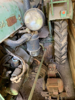 Prodám traktor: FENDT - 3