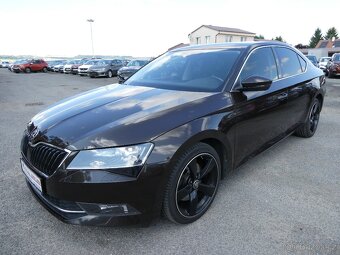 Škoda Superb 2.0 TDi 110kW DSG, 2x kola, ČR - 3