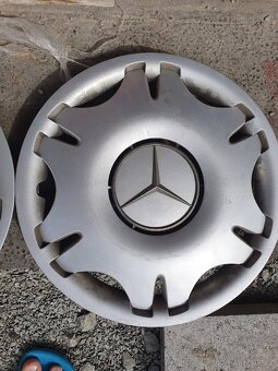 Poklice R15 Mercedes-Benz - 3