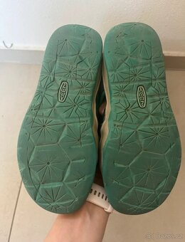 Barefoot sandálky Keen, vek. 31 - 3