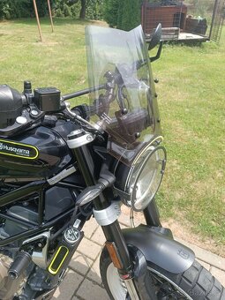 Husqvarna Svartpilen 401 - 3