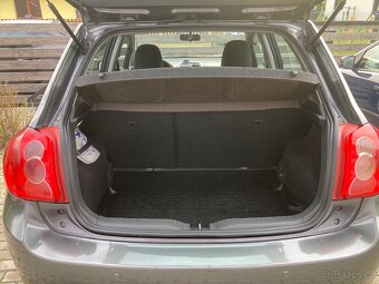 Toyota Auris 1.4 D‑4D, 66 kW, 2008 - 3