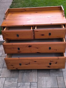 Prodám komodu IKEA Leksvik - 3