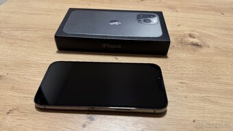 Apple iPhone 13 Pro 128GB, příslušenství, 8800Kč - 3