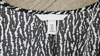 Vzorované šaty/tunika s výstřihem do V - H&M 40 - 3