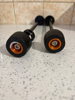 KTM SMC 690 R / enduro padáky do os kol - 3