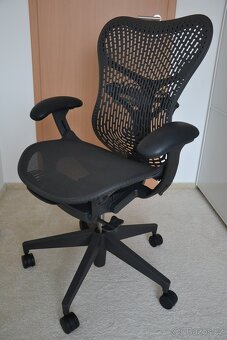 Kancelářská židle Herman Miller Mirra 2 NOVÁ, ZÁRUKA - 3