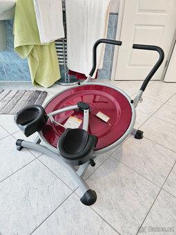 Posilovací stroj Ab Cirvle - 3