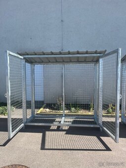 Kovový dřevník/lec na popelice - 3