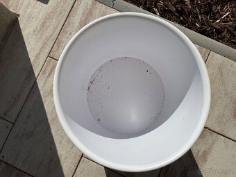 Květináče kulaté - 3