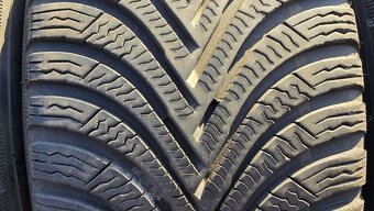 Zimní pneu 205/50/17 Michelin - 3