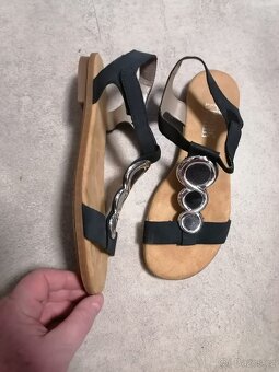 Dámské sandálky Rieker, vel. 37 - 3