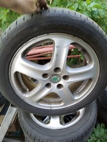Prodám letní pneumatiky Škoda Fabia - 3