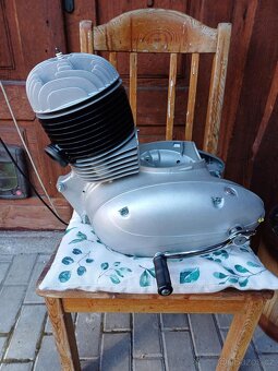 Prodám doklady na JAWA 250/353 + rám + motor - 3