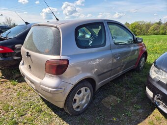Toyota Yaris 1.4 d4d nafta - 3
