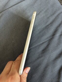 iPhone 11 - 3
