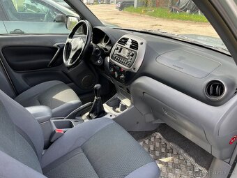 Prodám Toyota Rav 4 - 3