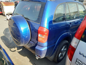 Toyota RAV4 II 2002 2,0VVT-i 110kW 4WD 1AZ - DILY, pekna - 3