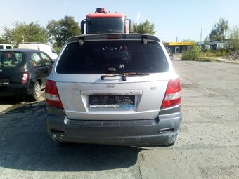 Kia Sorento č. 24/182 - 3
