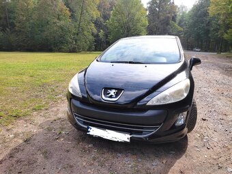 Peugeot 308 1,4 70 kw 2008 najeto 150 000 - 3