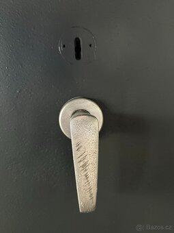 Trezor tmavý 79x65x150cm - 3