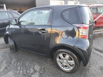 Toyota IQ, 1.4 diesel Maximální výbava - 3
