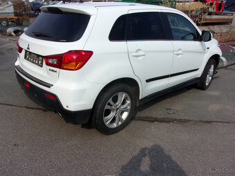 Mitsubishi ASX - 3