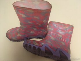 Prodám dívčí holiny Demar vel. 32/33, vnitřní stélka 21 cm - 3
