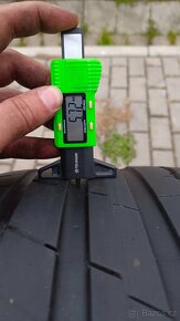 245/30/20 245/30 r20 - 3