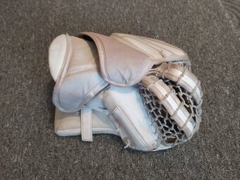 brankařská lapačka a vyrážečka Bauer S23 X5 PRO Sr - 3