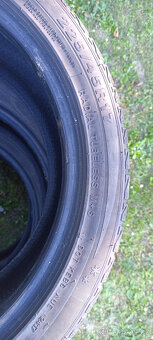 Pneu 225/45 R17 - 3