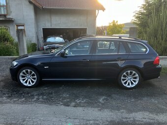BMW 325i Touring, 3.0i 160kW, manuál, LCI - 3