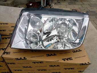 Přední světla VW Bora - 3