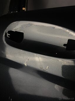 Přední pravé dveře Mercedes C204 - 3