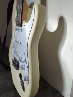 Elektrická kytara- Pasadena - 3