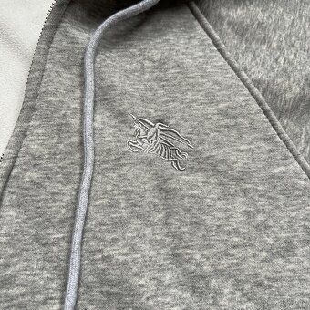 Burberry Mikina L - 3