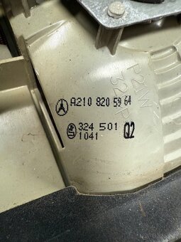 Mercedes W210 (S210) kombi Zadní světla vnitřní - 3