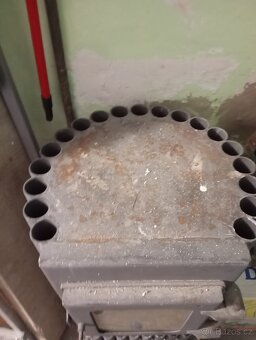 Prodám starší krbová kamna  Vlna - 3